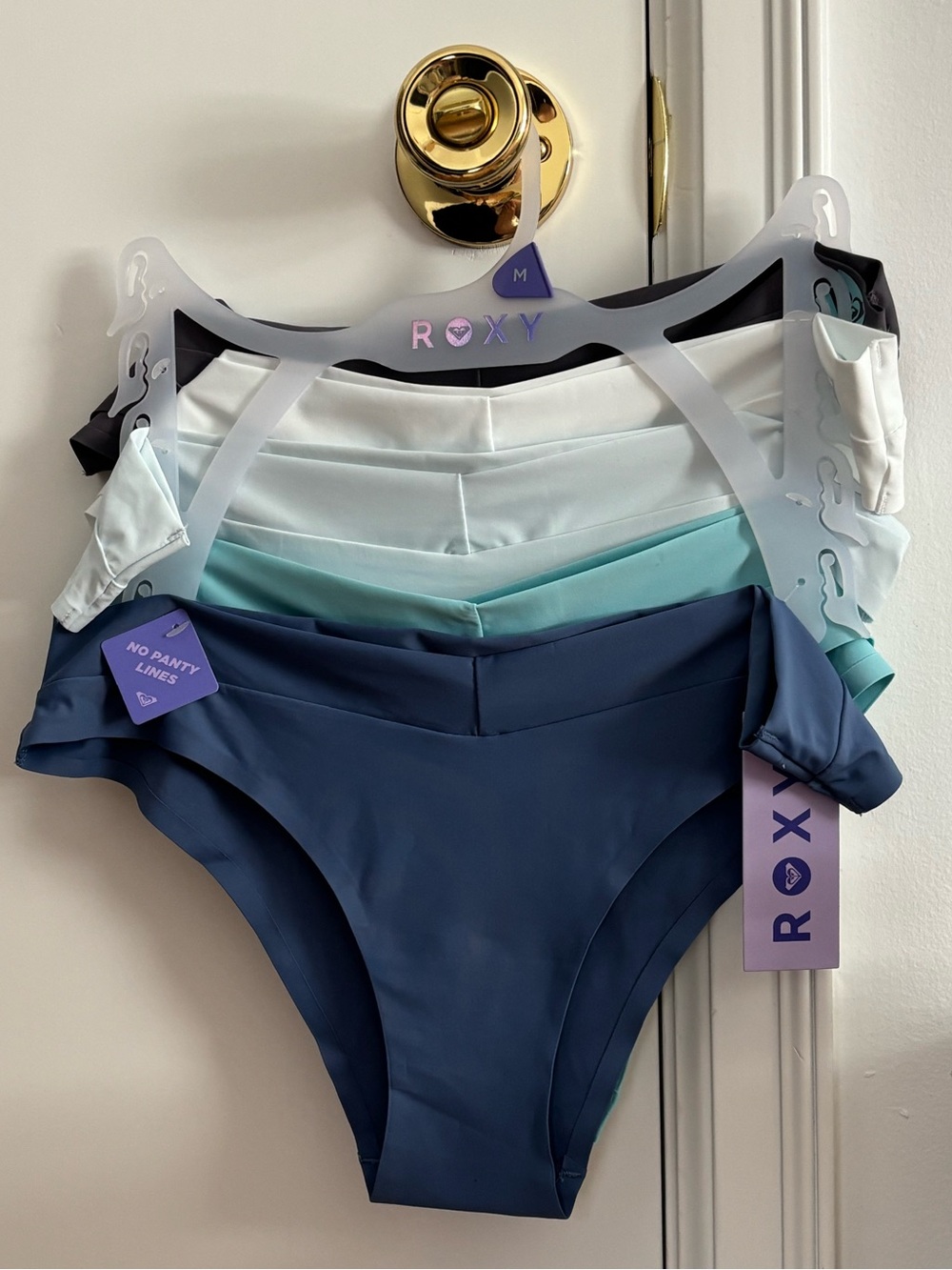 Medium Roxy 5-Pair Nylon-Spandex Panties/Underwear